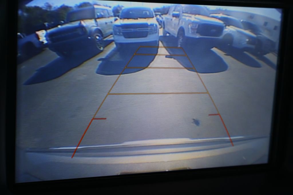 Used 2018 GMC Yukon XL Denali w/ Open Road Package image 16