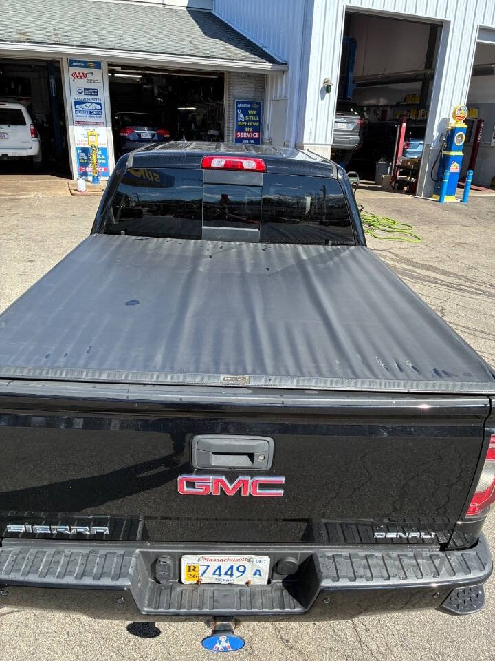 Used 2017 GMC Sierra 1500 Denali AWD/4WD image 13