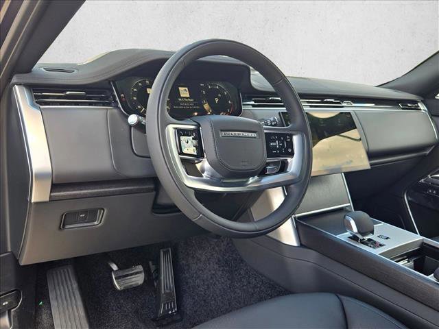 New 2026 Land Rover Range Rover SE image 3