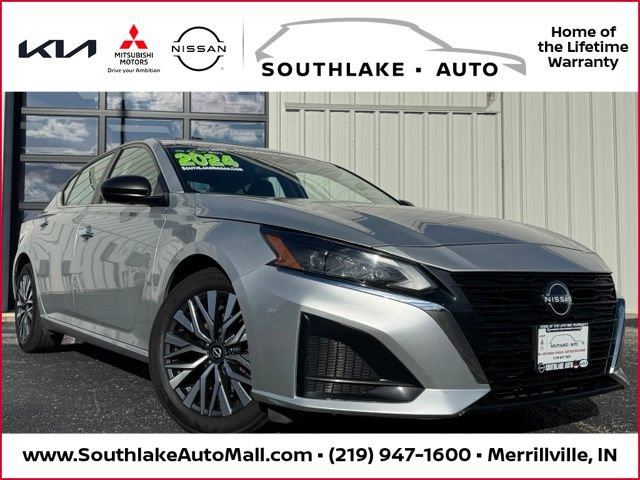 Used 2024 Nissan Altima 2.5 SV FWD image 1