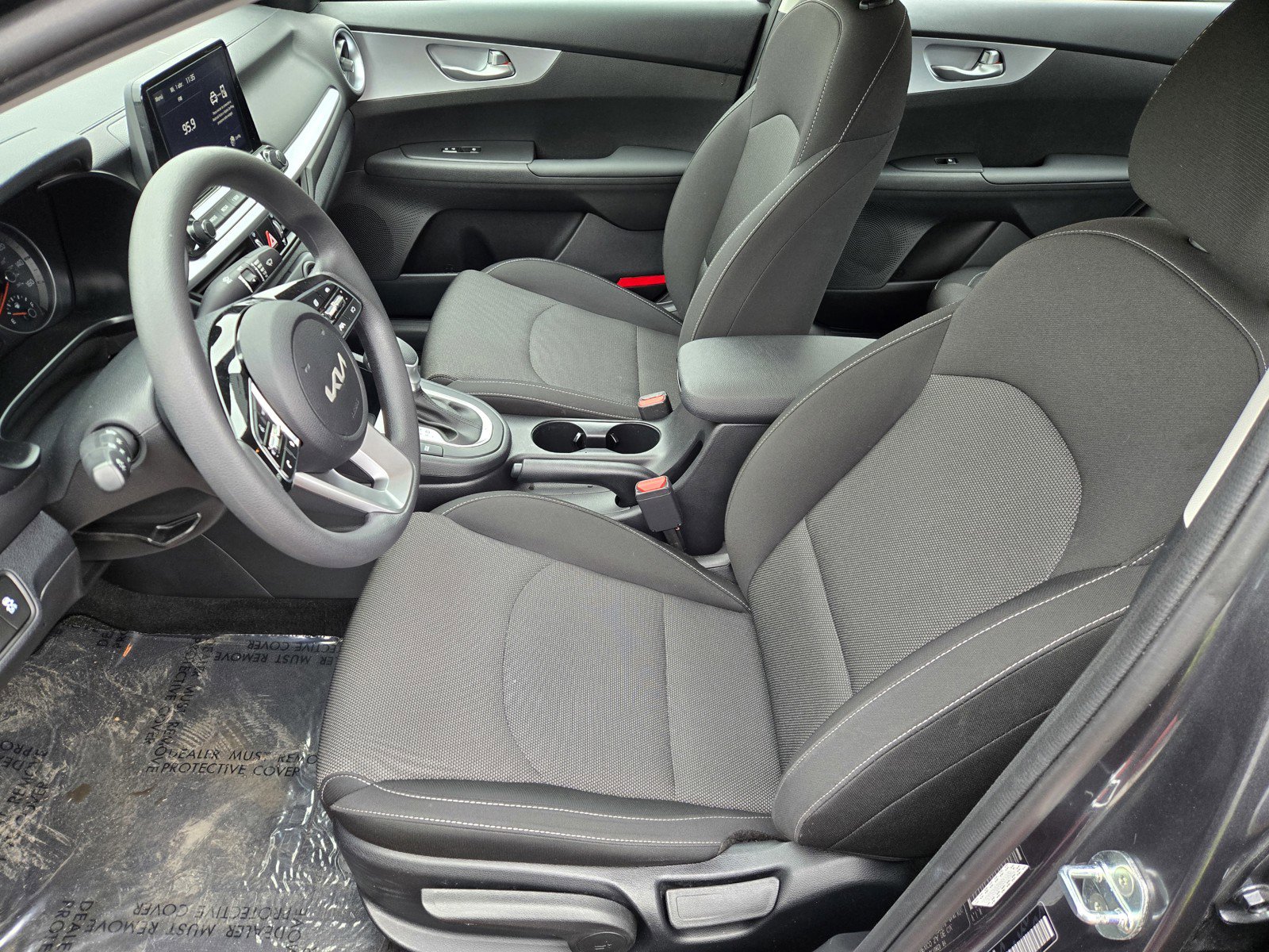 Certified 2022 Kia Forte LXS image 14