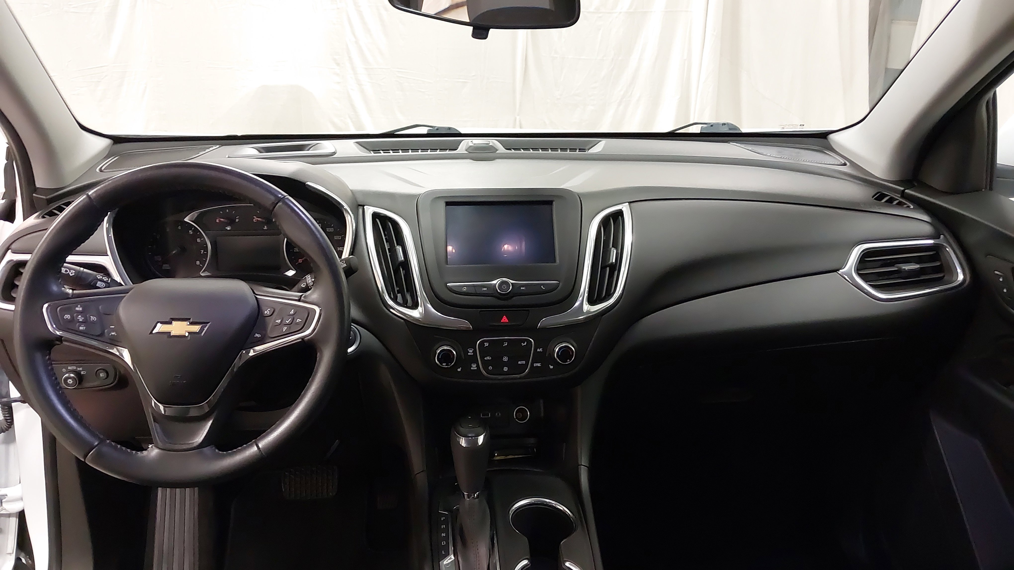Used 2020 Chevrolet Equinox LT image 26
