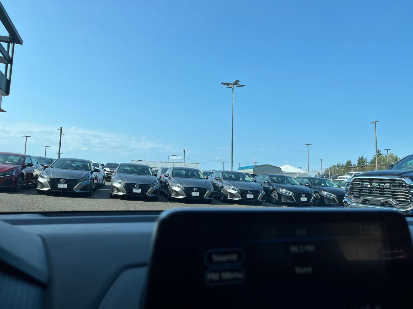 Used 2025 Nissan Sentra SV FWD image 14