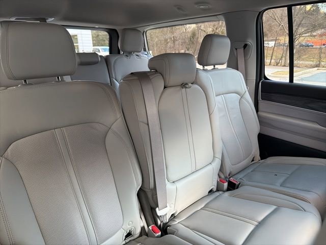 Used 2022 Jeep Wagoneer Series II image 31