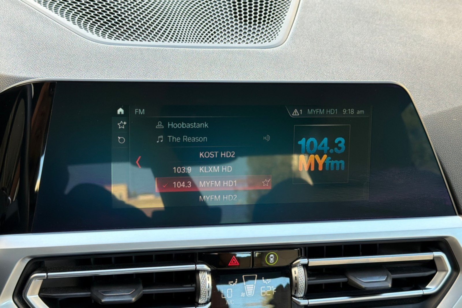 Used 2020 BMW 330i Sedan w/ Driving Assistance Package RWD image 16