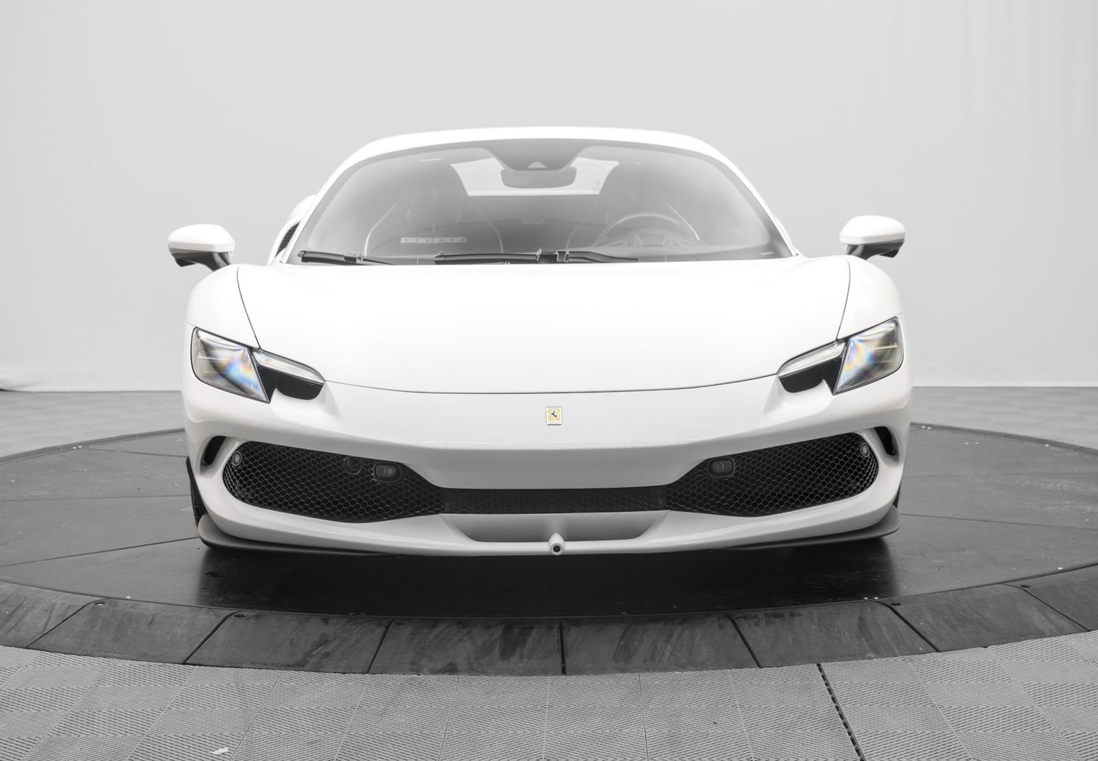 Used 2026 Ferrari 296 GTS RWD image 10