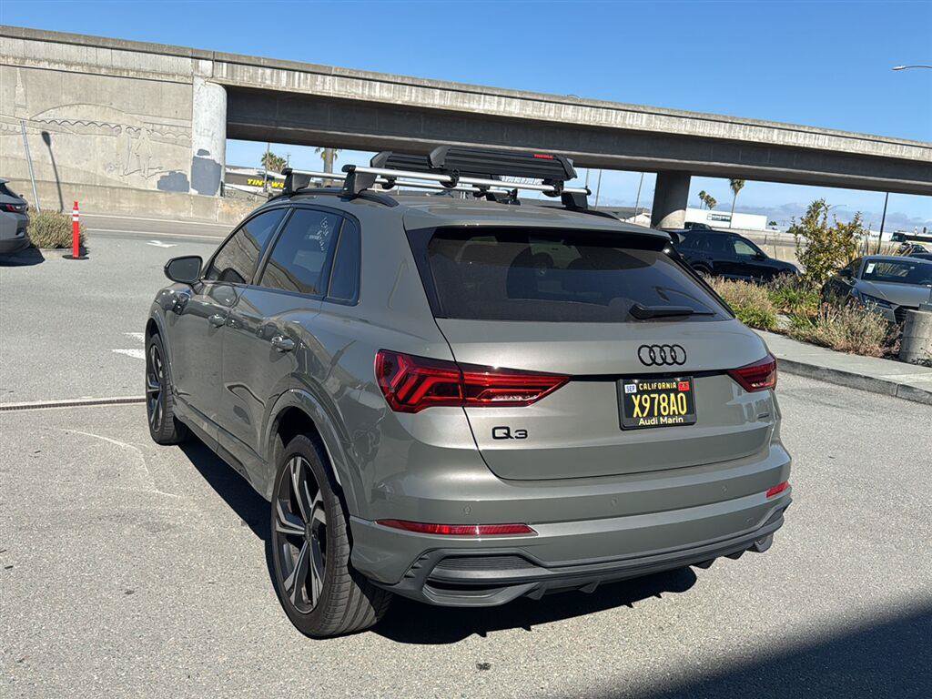Used 2023 Audi Q3 2.0T Premium Plus w/ Premium Plus Package AWD/4WD image 8