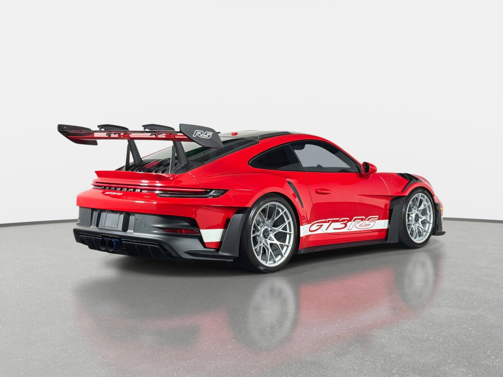 Used 2025 Porsche 911 GT3 RS RWD image 3