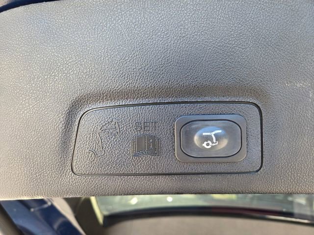 Used 2018 Lincoln MKC Black Label FWD image 10