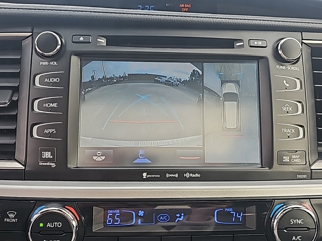 Used 2019 Toyota Highlander Limited Platinum image 23