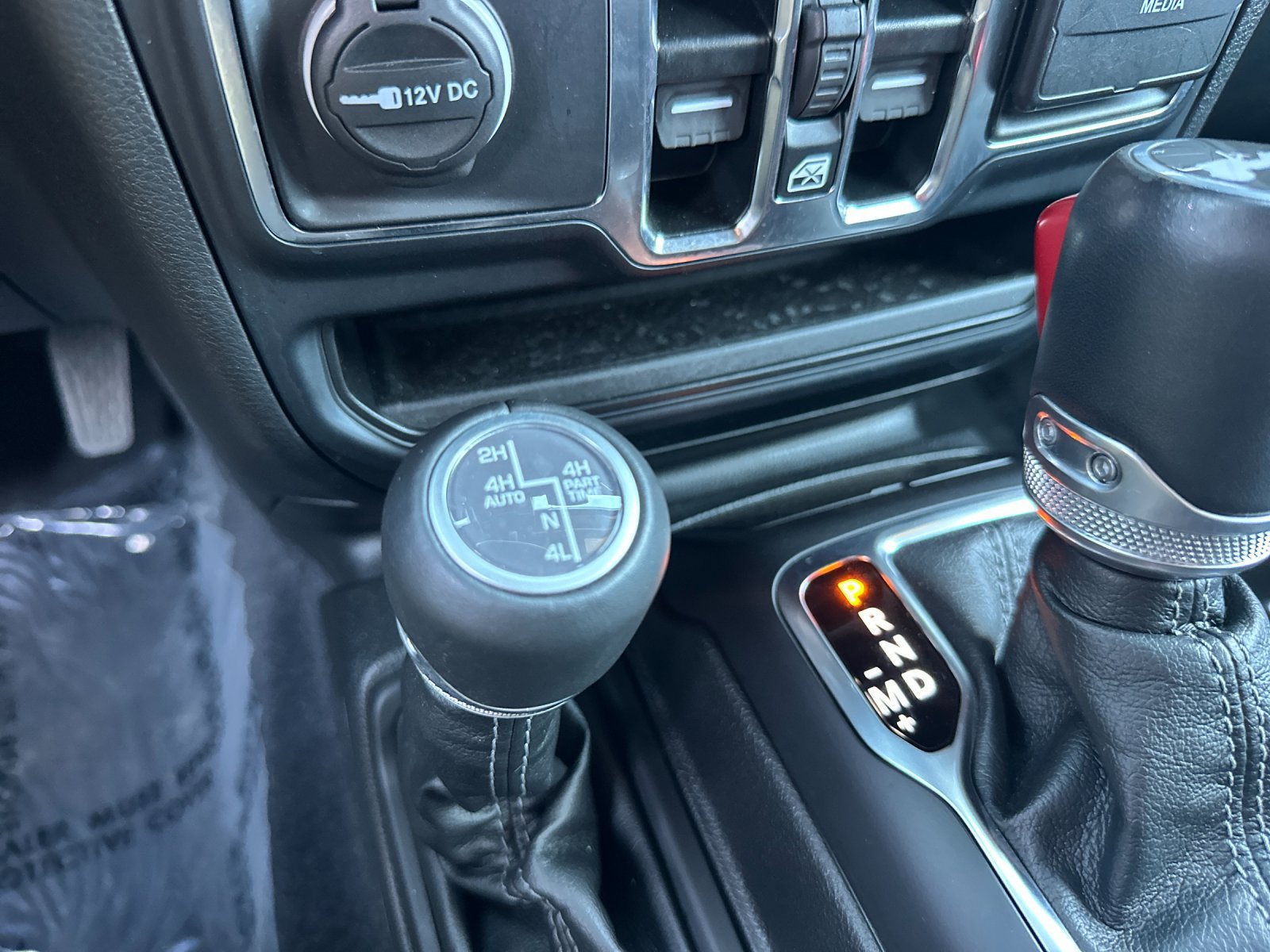 Used 2024 Jeep Wrangler High Altitude AWD/4WD image 43