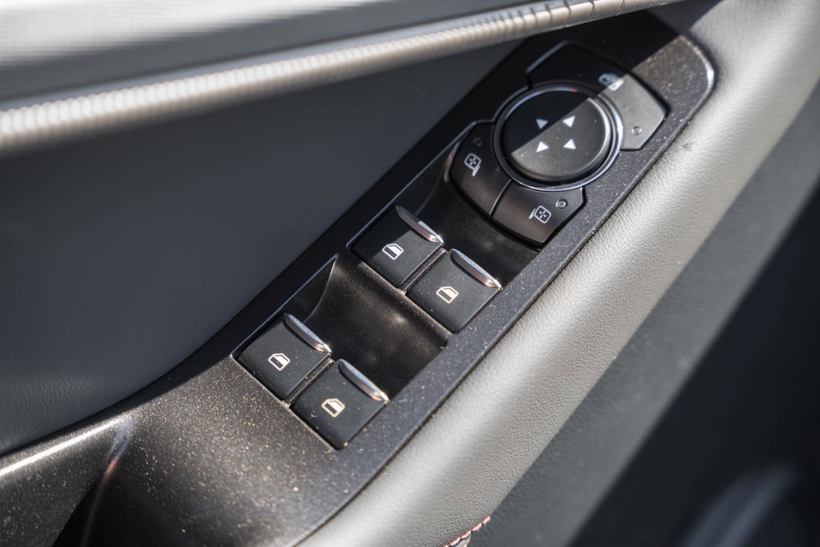 New 2026 Ford Explorer Active AWD/4WD image 37