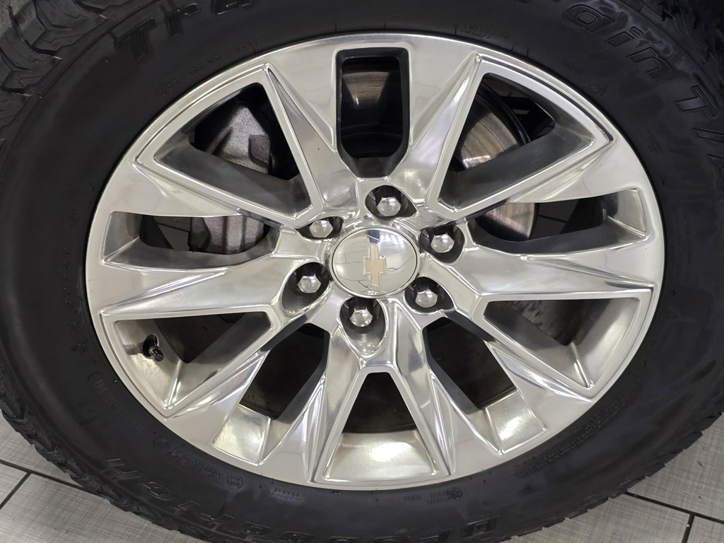 Used 2020 Chevrolet Silverado 1500 LTZ w/ LTZ Plus Package image 12