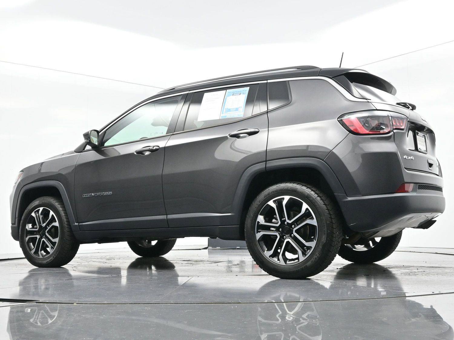 Used 2022 Jeep Compass Limited image 47