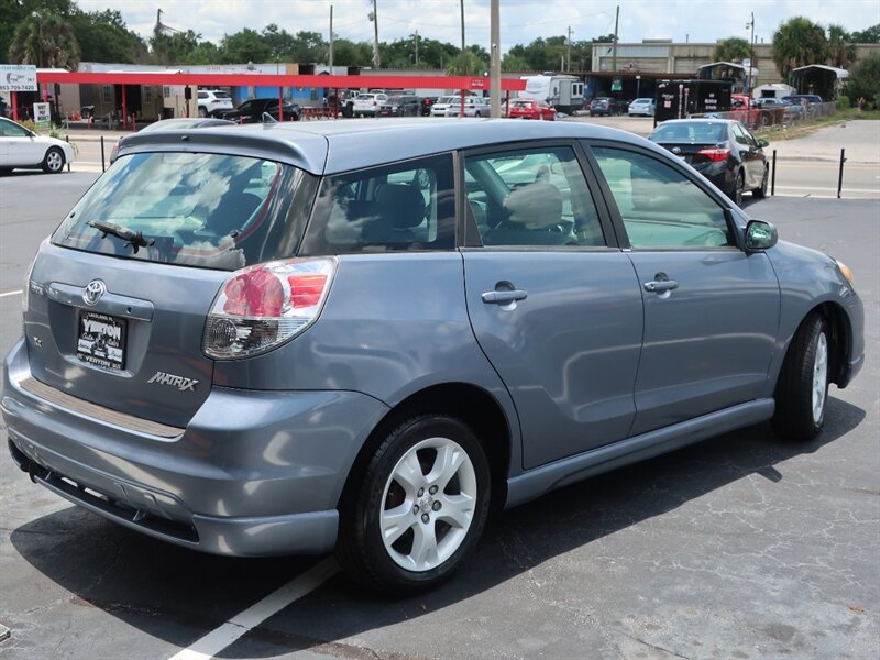 Used 2006 Toyota Matrix XR FWD image 5