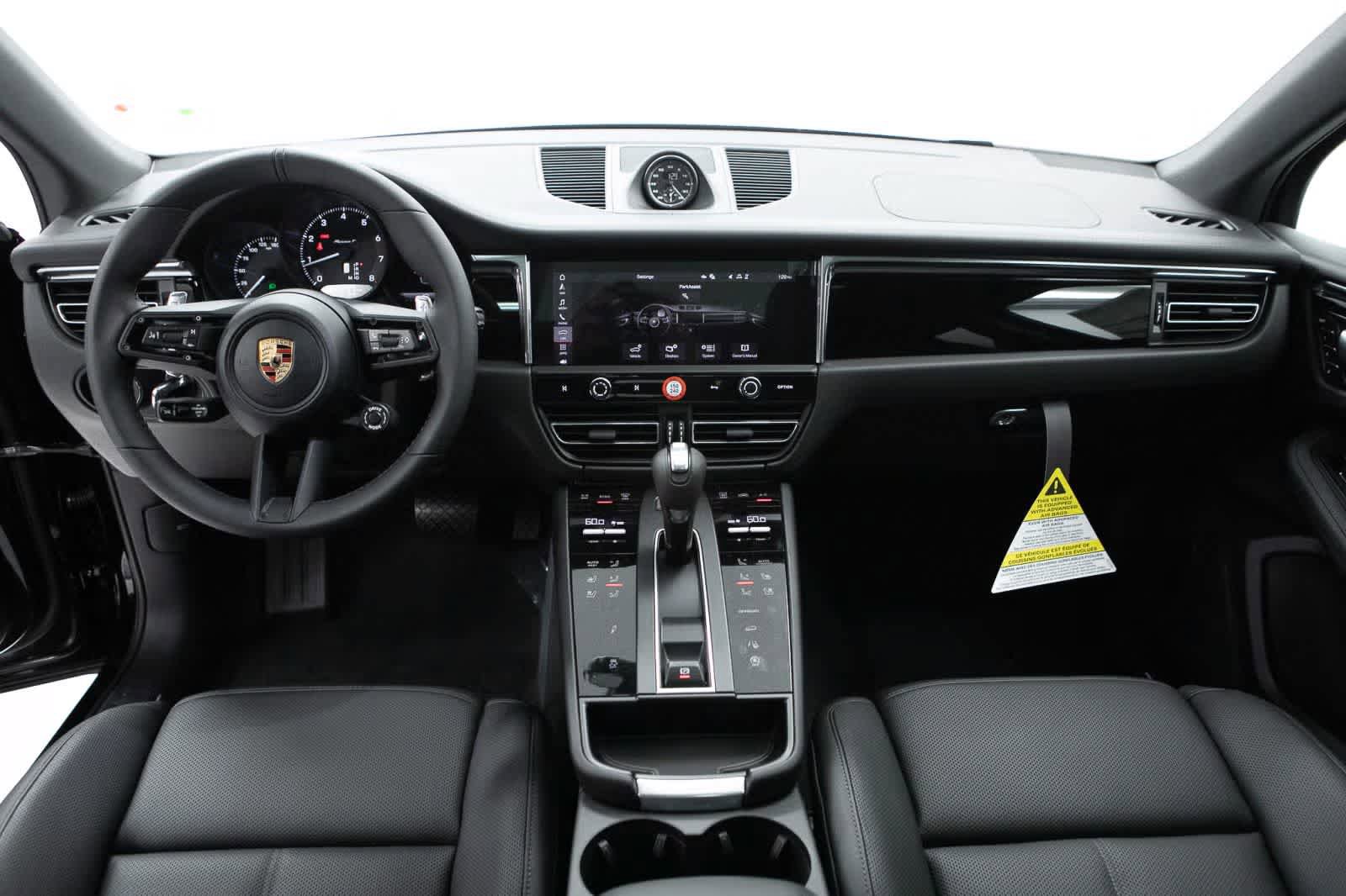 Certified 2026 Porsche Macan Turbo AWD/4WD image 13
