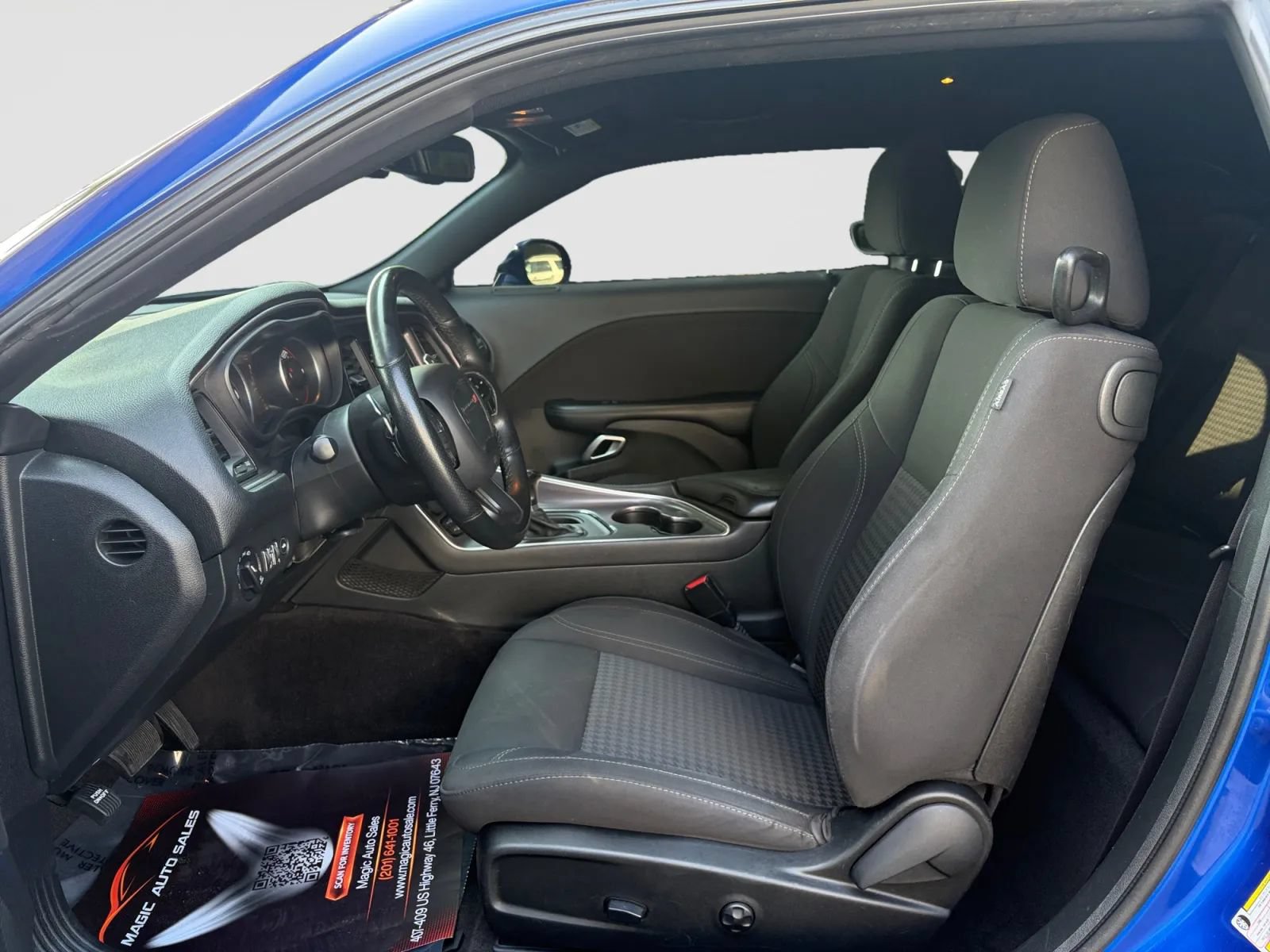Used 2018 Dodge Challenger R/T RWD image 12