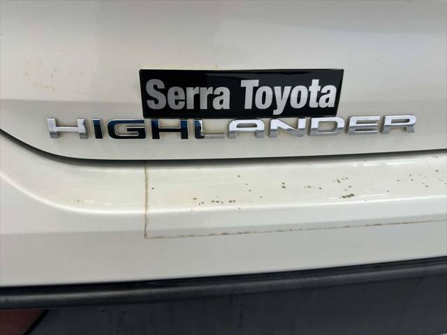 Certified 2021 Toyota Highlander XSE FWD image 10