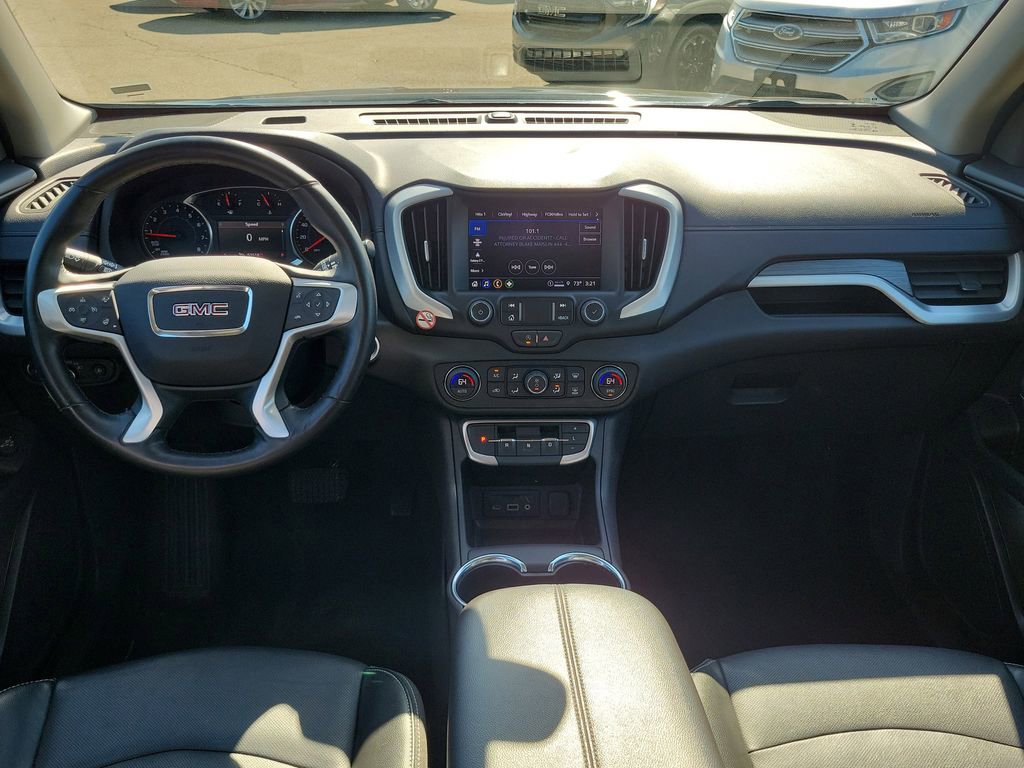 Used 2024 GMC Terrain SLT image 10