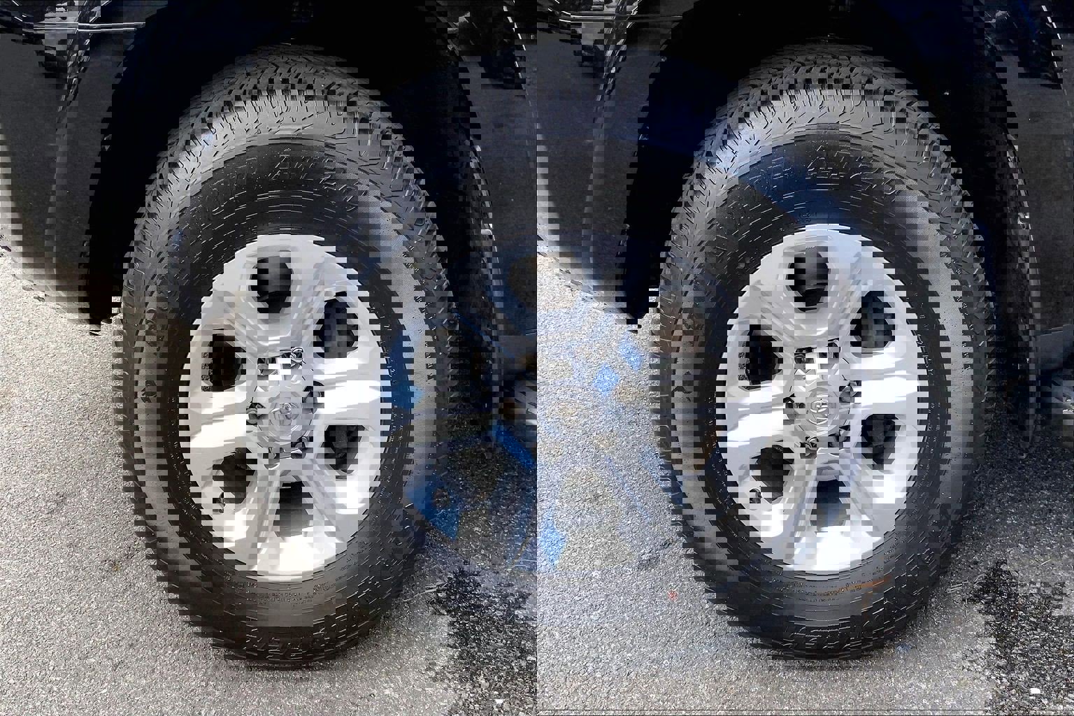 Used 2023 Toyota 4Runner SR5 Premium w/ Moonroof Package image 10