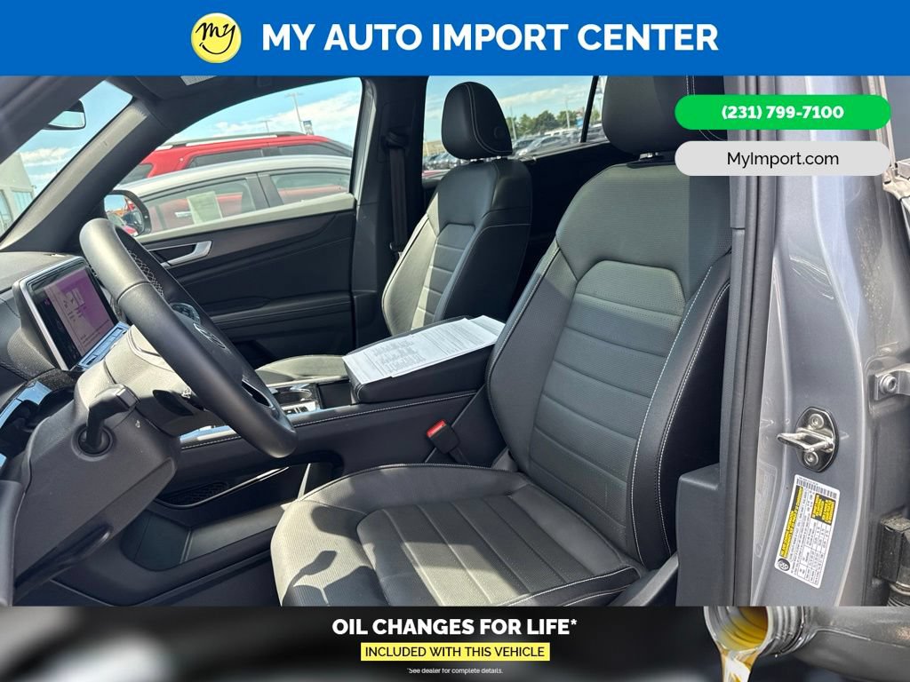 Used 2025 Volkswagen Atlas Cross Sport SEL AWD/4WD image 7