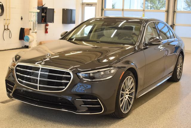 Used 2025 Mercedes-Benz S 580e 4MATIC Sedan image 9