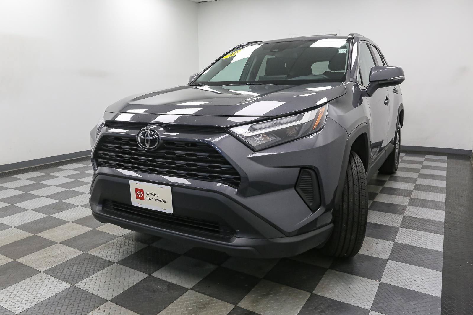 Certified 2025 Toyota RAV4 XLE AWD/4WD image 5