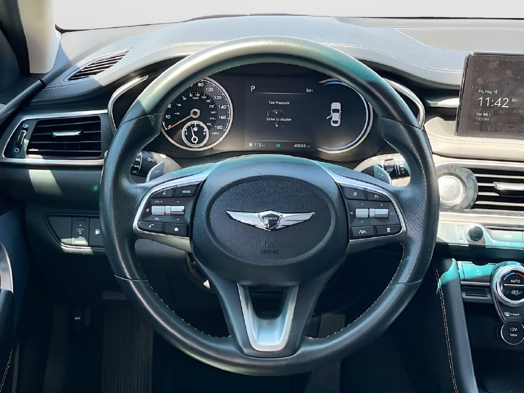 Used 2023 Genesis G70 2.0T RWD image 11