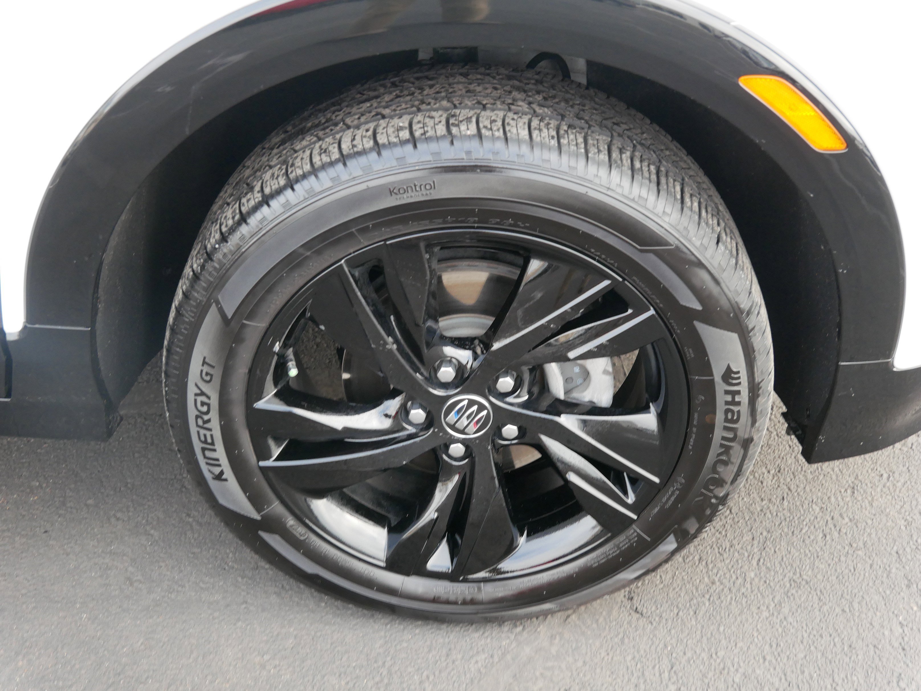 Used 2024 Buick Encore GX Sport Touring image 15