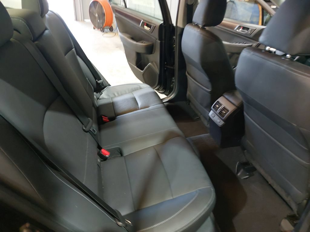 Used 2016 Subaru Legacy 2.5i Limited AWD/4WD image 11