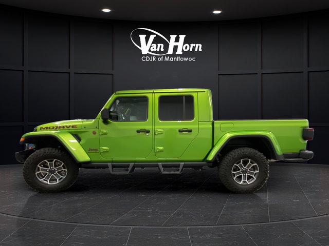 Certified 2025 Jeep Gladiator Mojave AWD/4WD image 4