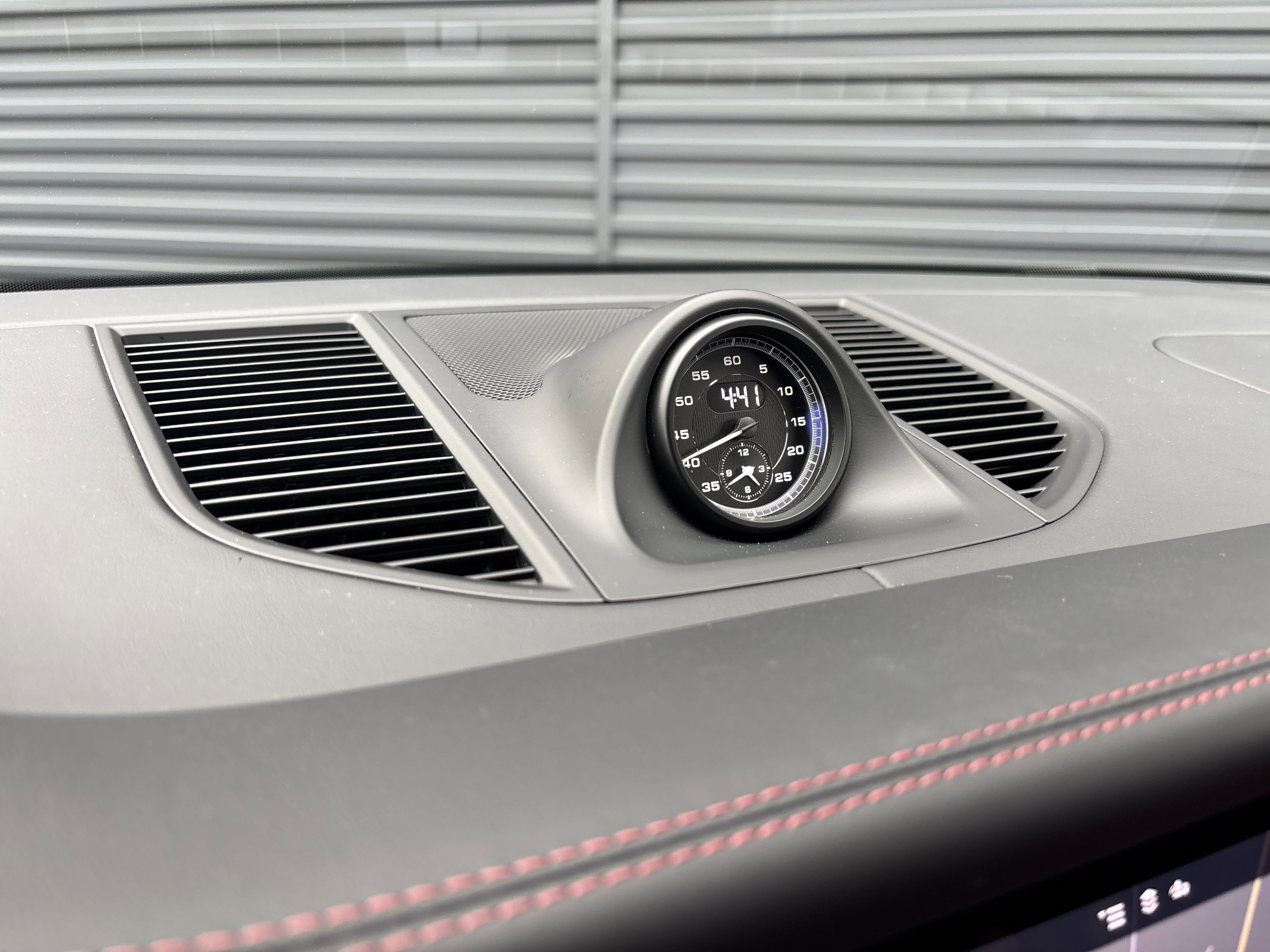 Used 2025 Porsche Macan GTS image 23