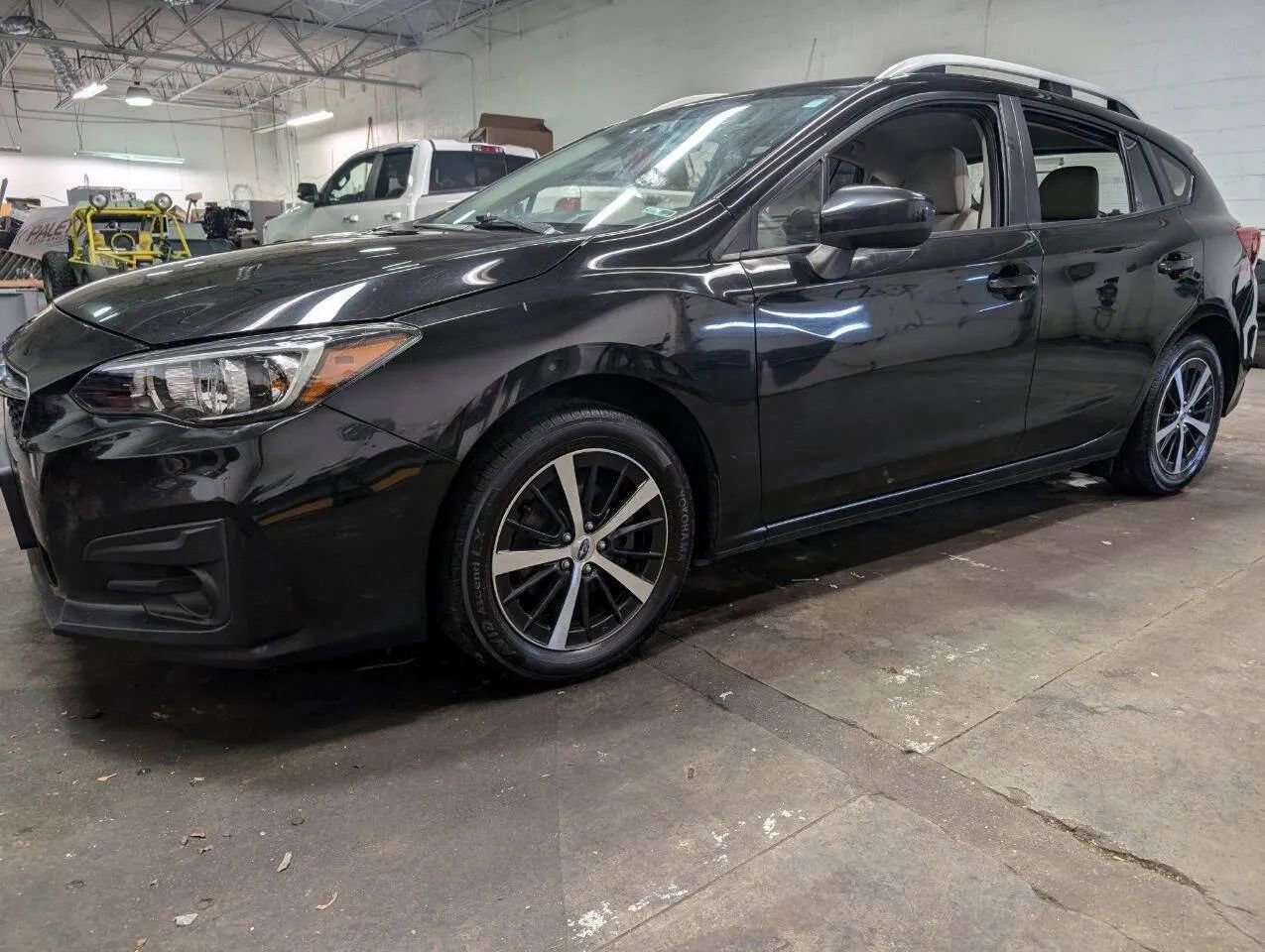 Used 2019 Subaru Impreza 2.0i Premium image 5