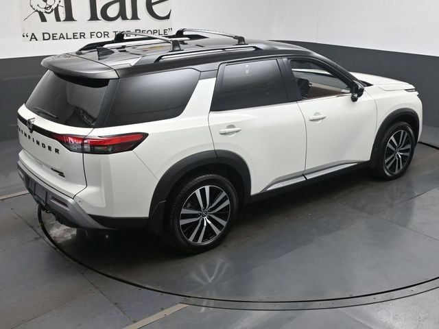 Used 2023 Nissan Pathfinder Platinum AWD/4WD image 39