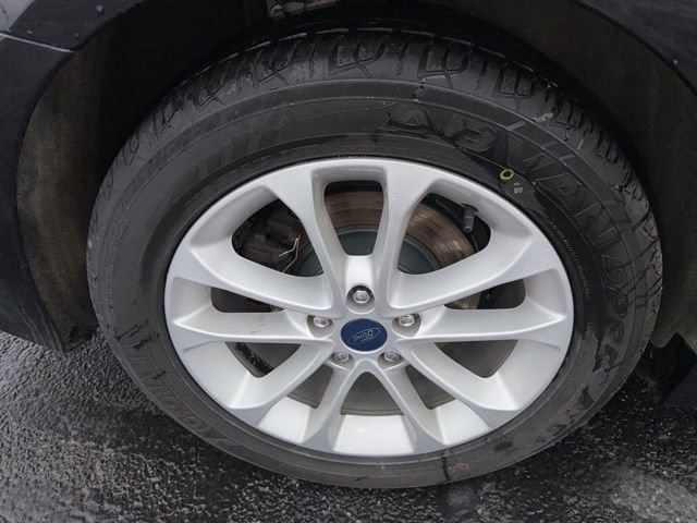 Used 2020 Ford Fusion SE image 27