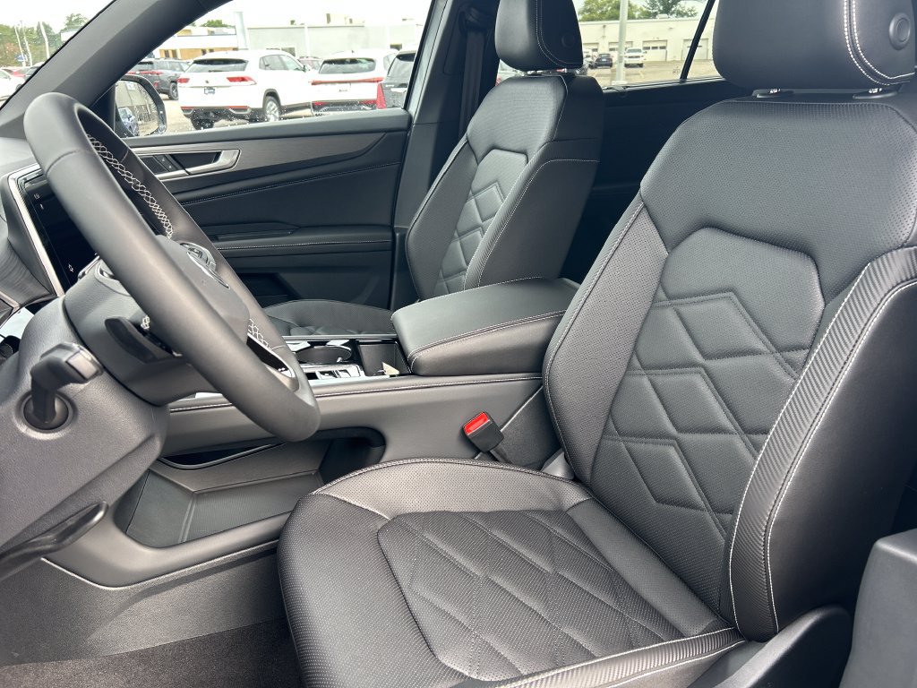 New 2026 Volkswagen Atlas Cross Sport SE AWD/4WD image 9