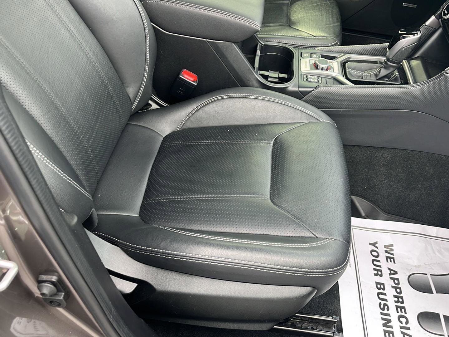 Used 2023 Subaru Forester Limited image 32