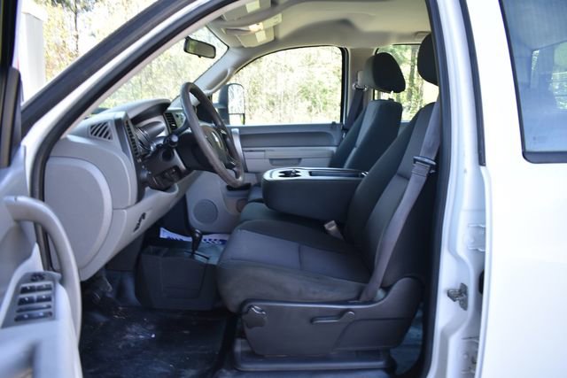 Used 2013 Chevrolet Silverado 3500 W/T w/ Skid Plate Package image 12
