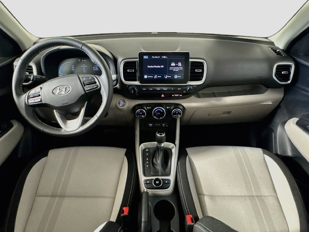 New 2026 Hyundai Venue SEL FWD image 23