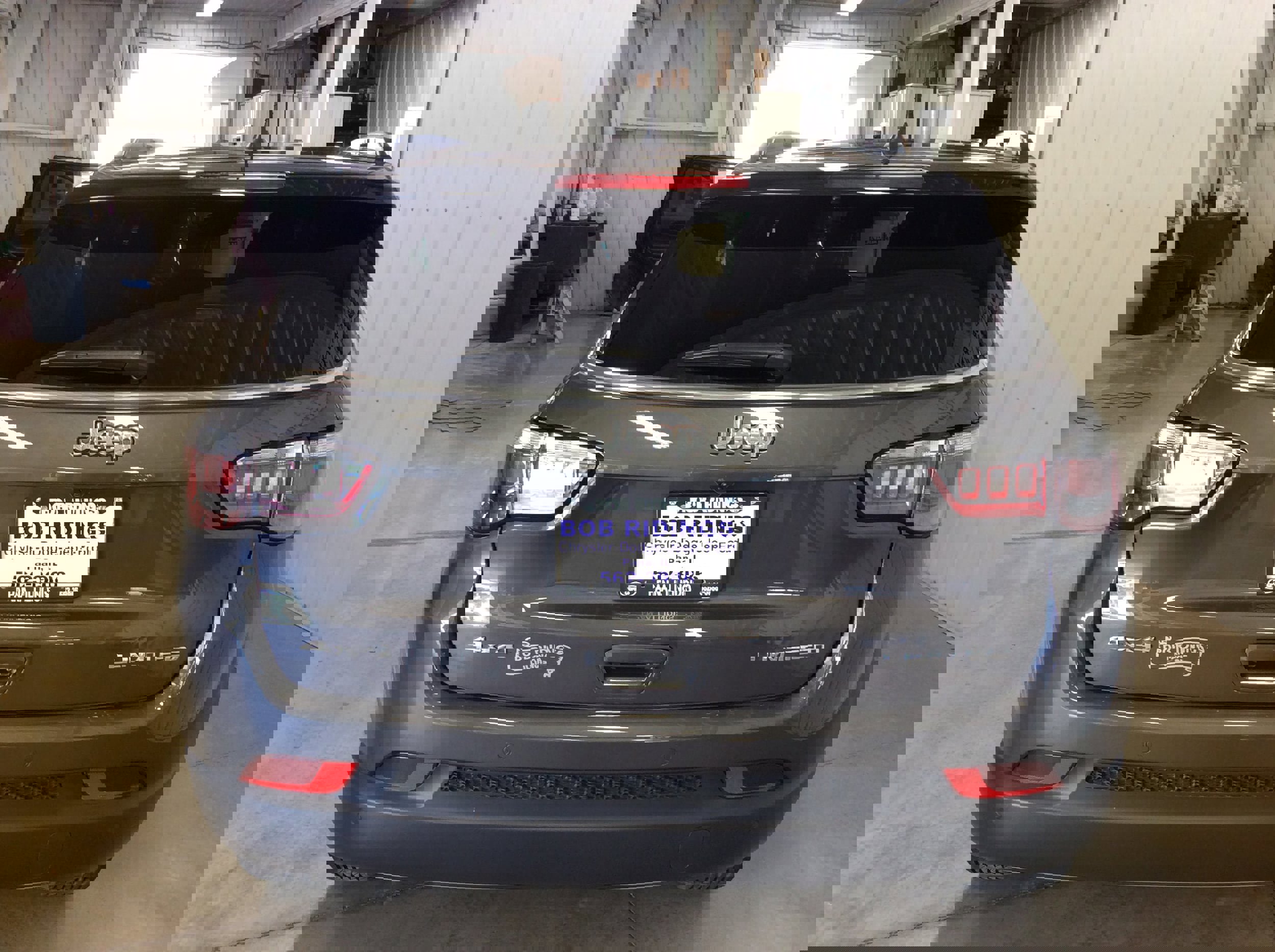 Used 2024 Jeep Compass Limited image 4