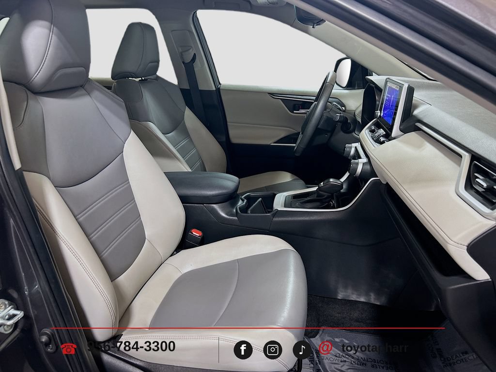Used 2024 Toyota RAV4 XLE Premium FWD image 26