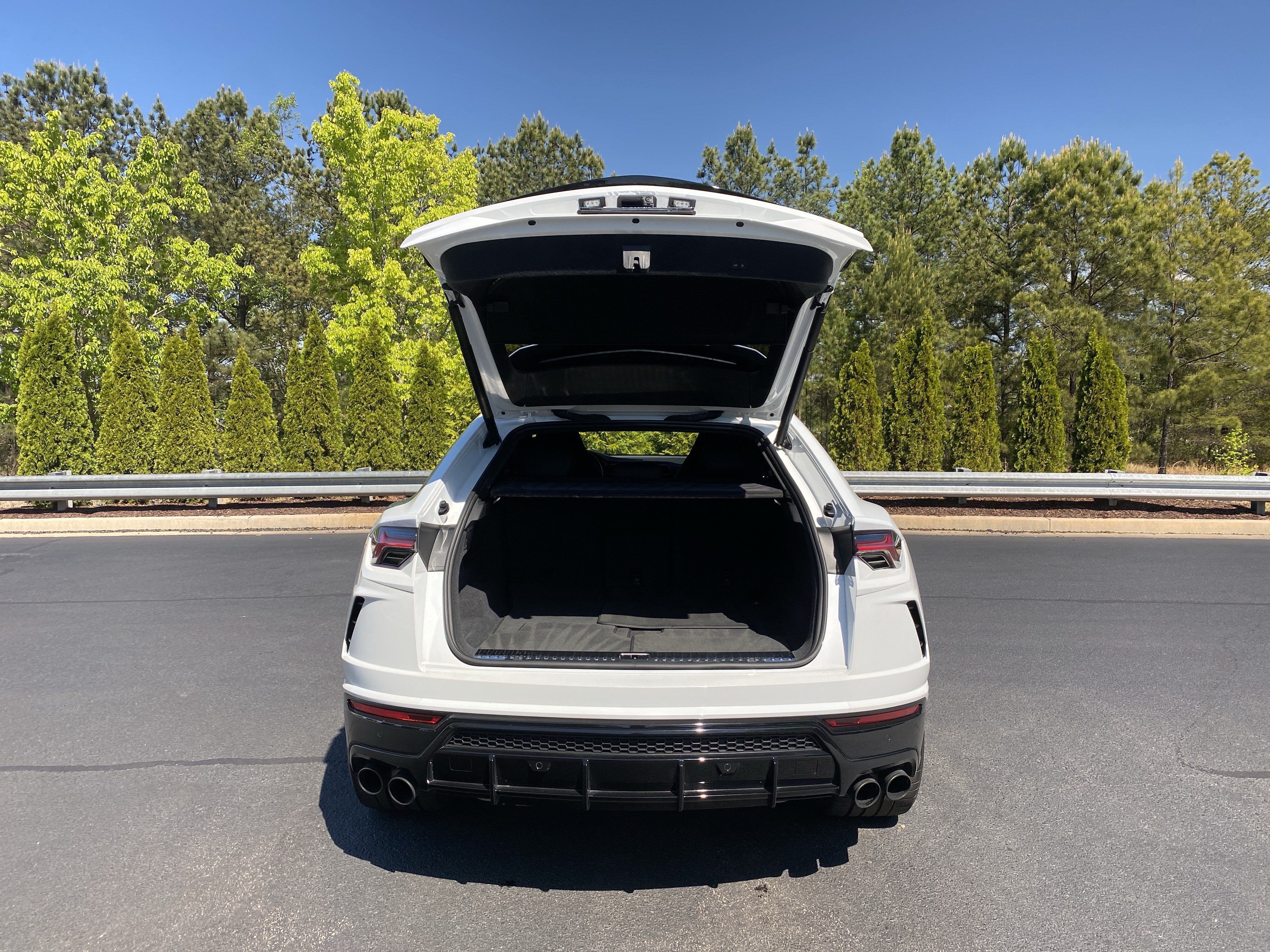 Used 2022 Lamborghini Urus AWD/4WD image 53