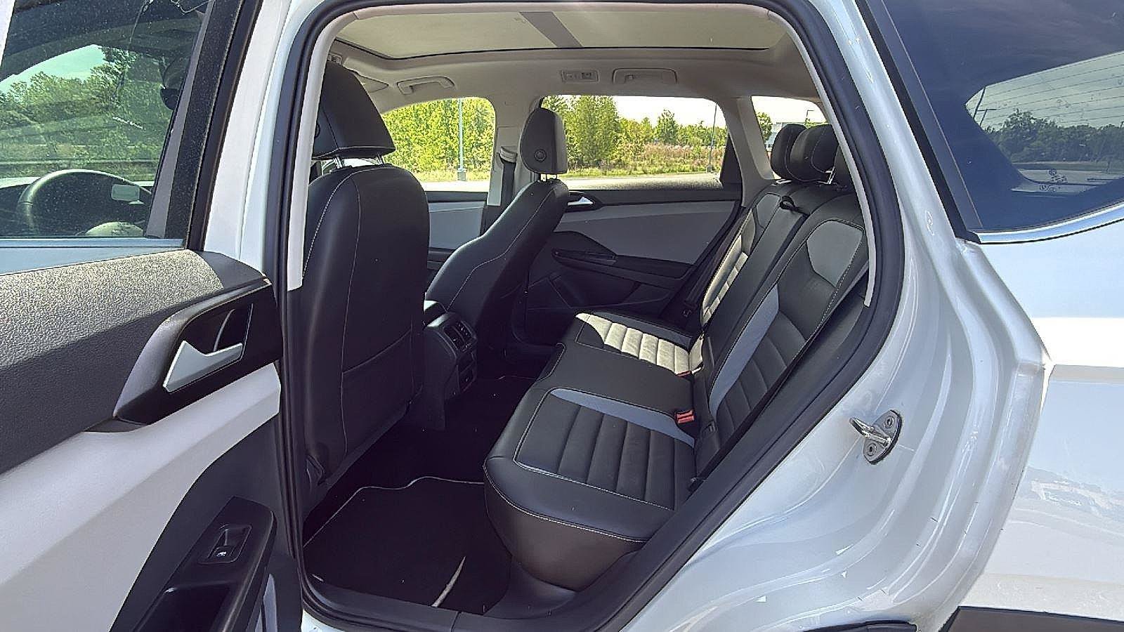 Used 2023 Volkswagen Taos SEL AWD/4WD image 22