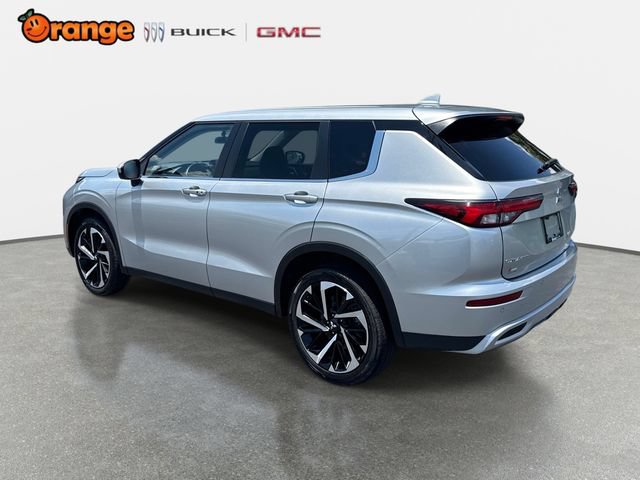 Used 2024 Mitsubishi Outlander SE FWD image 5