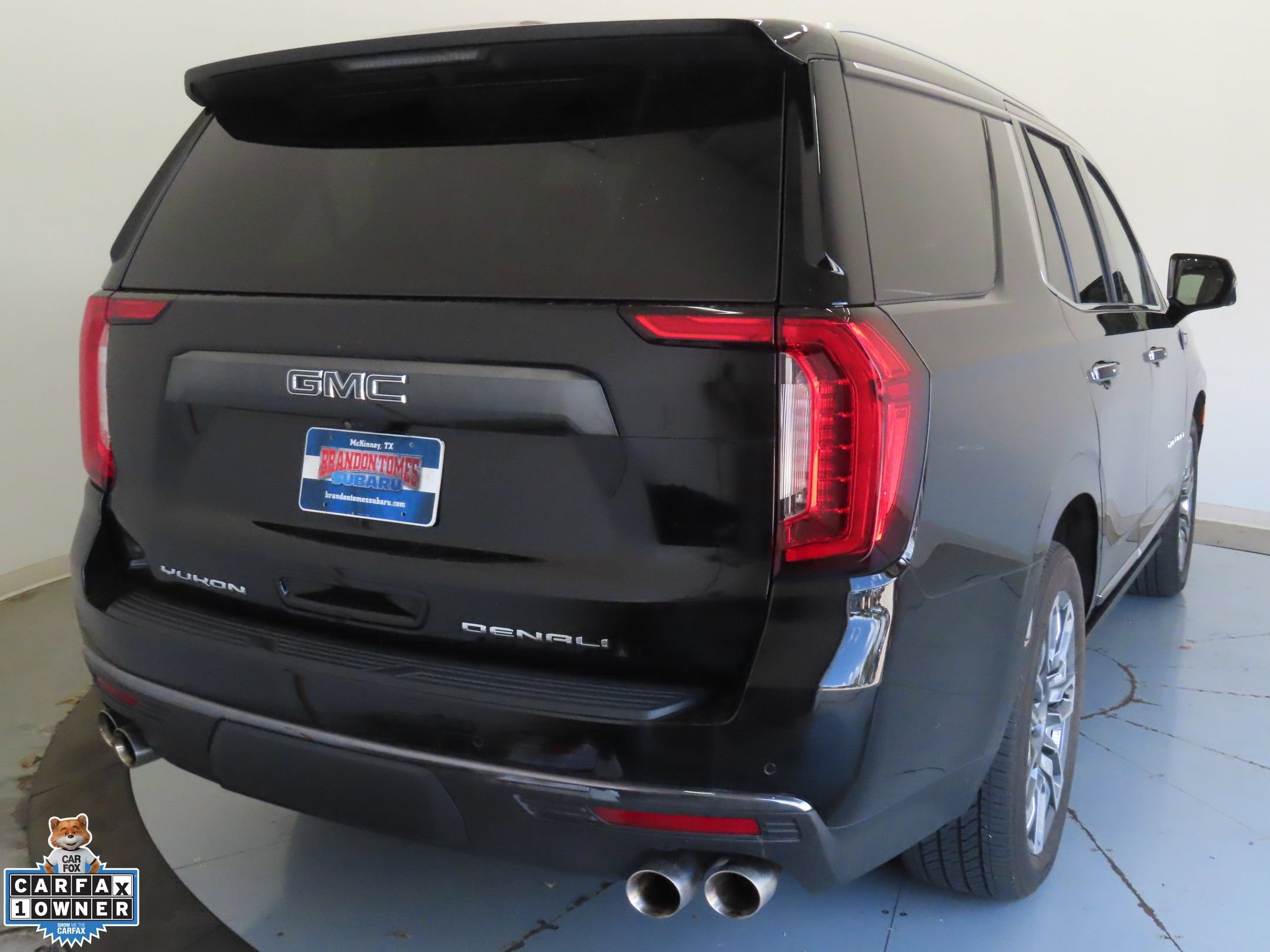 Used 2024 GMC Yukon Denali Ultimate AWD/4WD image 3