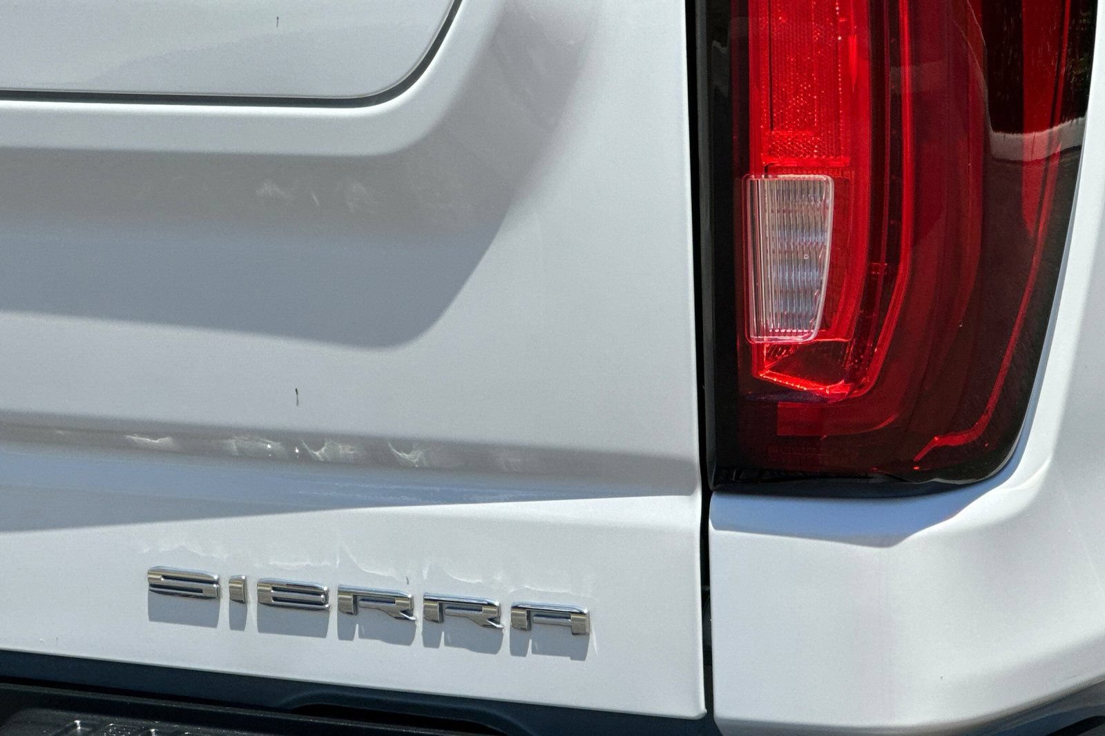 Used 2022 GMC Sierra 1500 Denali w/ Denali Reserve Package AWD/4WD image 28