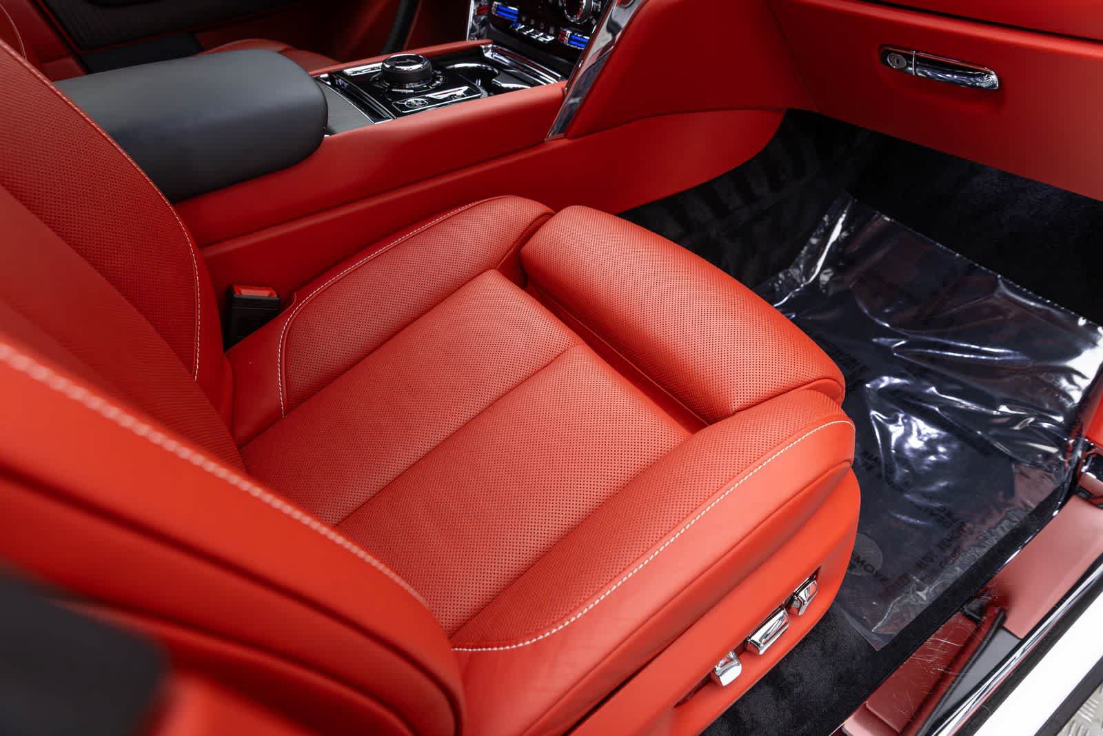 Used 2021 Rolls-Royce Cullinan AWD/4WD image 54