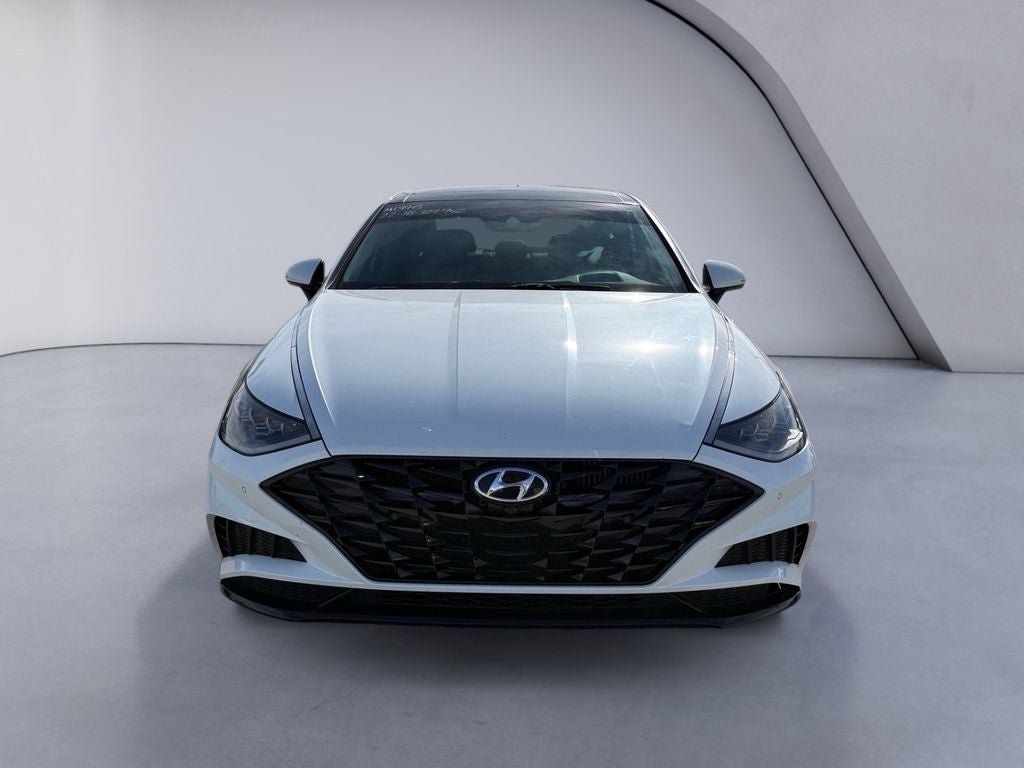 Used 2022 Hyundai Sonata Limited w/ Preferred Accessory Package image 8