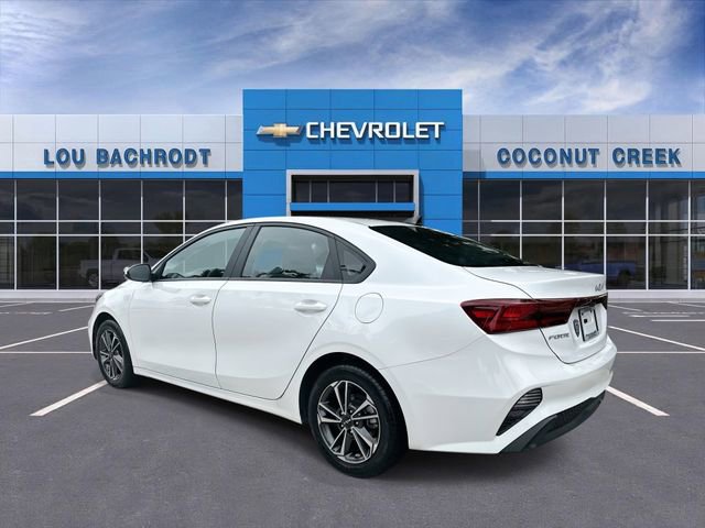 Used 2024 Kia Forte LXS FWD image 6