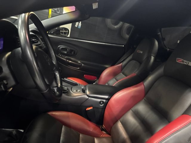 Used 2003 Chevrolet Corvette Z06 w/ Memory Package, 3 Drivers RWD image 11